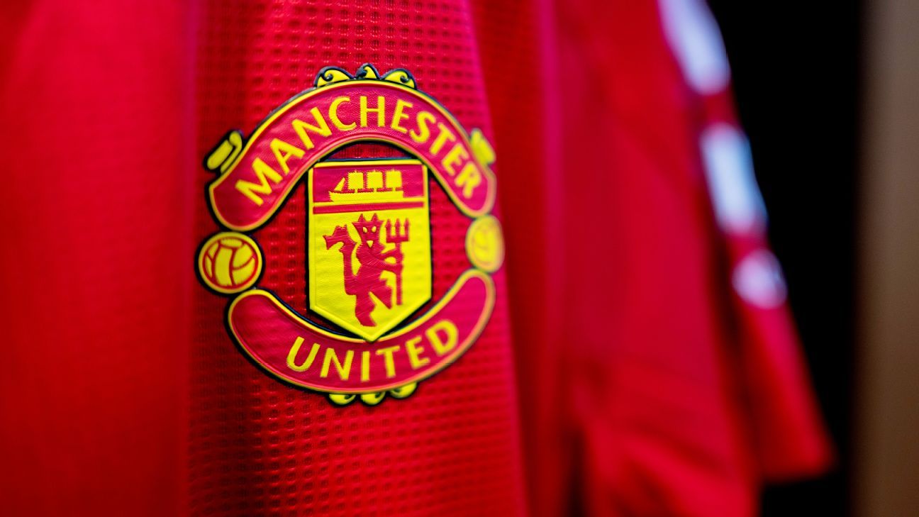 Man United post £113m losses despite record revenue