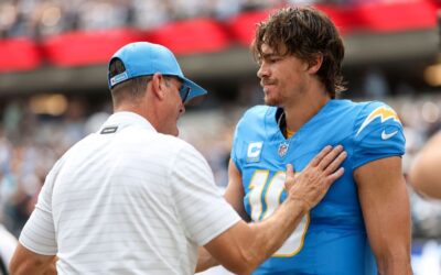 QB Justin Herbert injures leg in Los Angeles Chargers' win