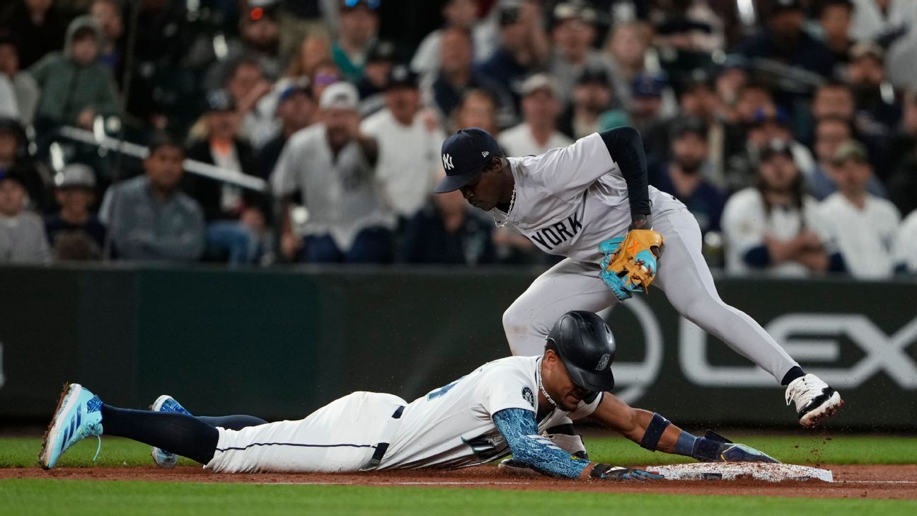 Mariners fall as flying bat, gaffe on bases kill rally vs. Yankees