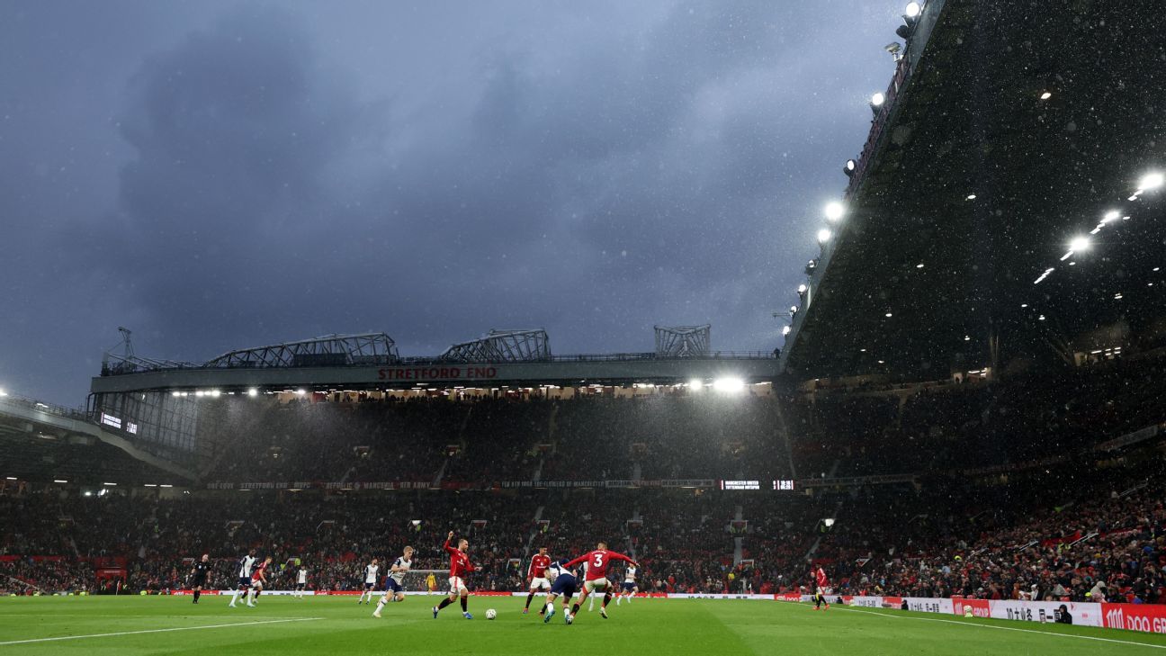 Tottenham condemn fans' 'abhorrent' chants at Old Trafford