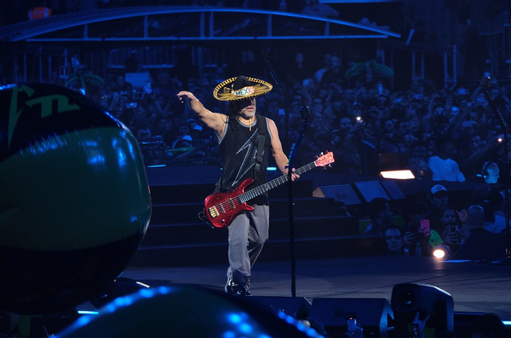 Metallica Covers El Tri at Third Mexico City Concert: Watch