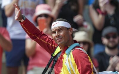 Stars pay tribute as Rafael Nadal announces tennis retirement