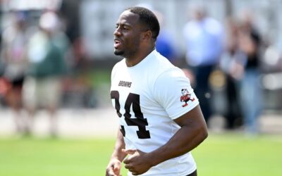 Browns RB Chubb out another week, Njoku to play vs. Eagles