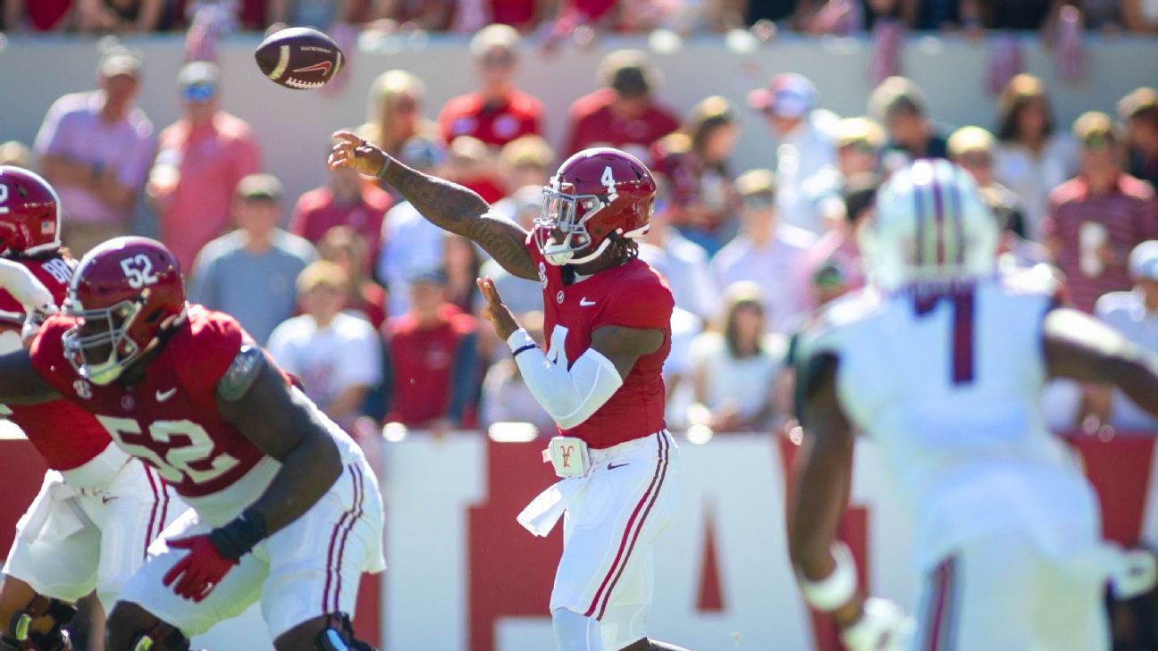 Alabama overcomes botched onside kick, beats South Carolina