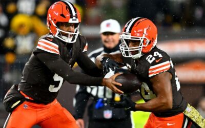 Browns RB Nick Chubb powers in for memorable touchdown vs. Steelers