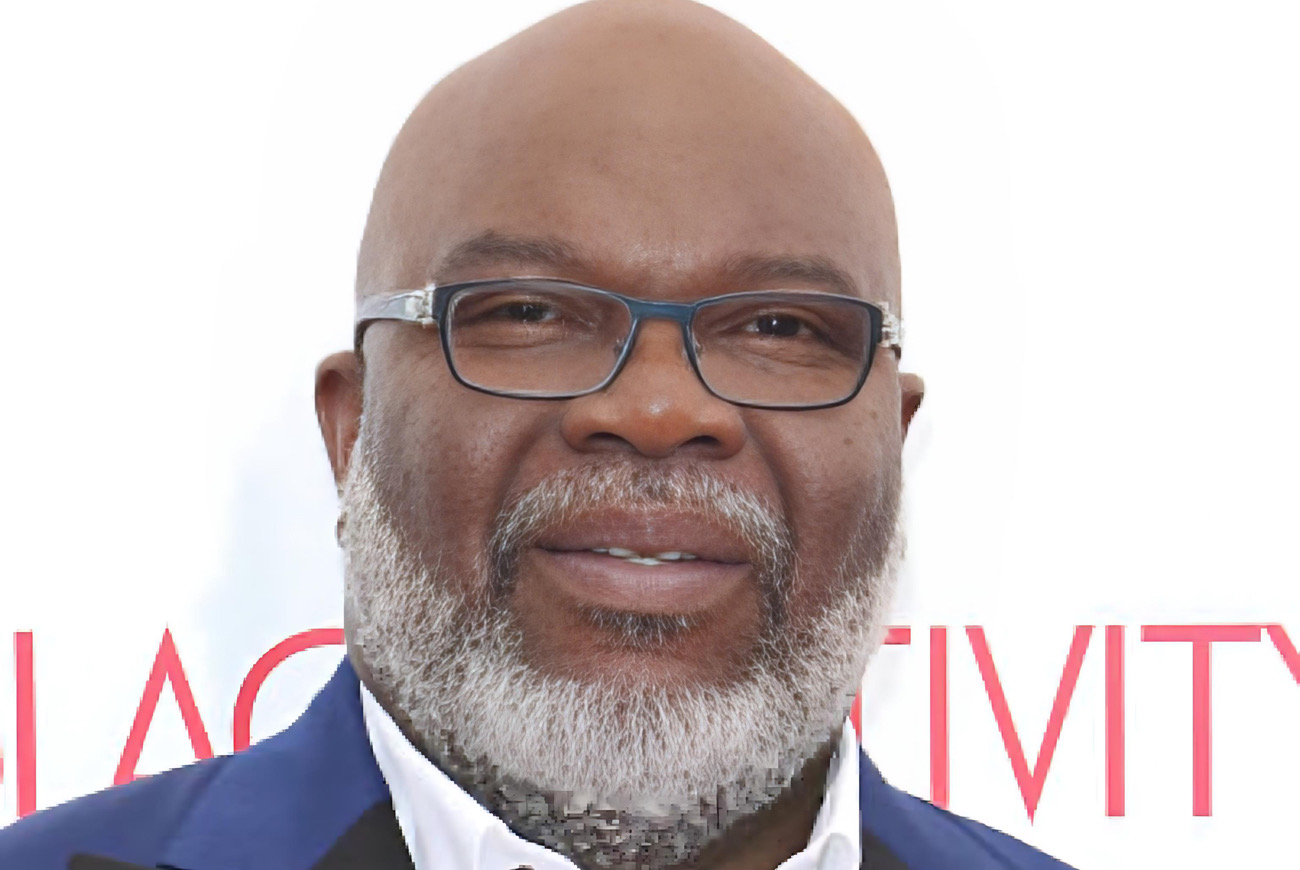 Bishop TD Jakes In Stable Condition • Hollywood Unlocked