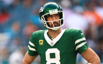 Jets' Aaron Rodgers willing to mentor rookie QB if back in '25