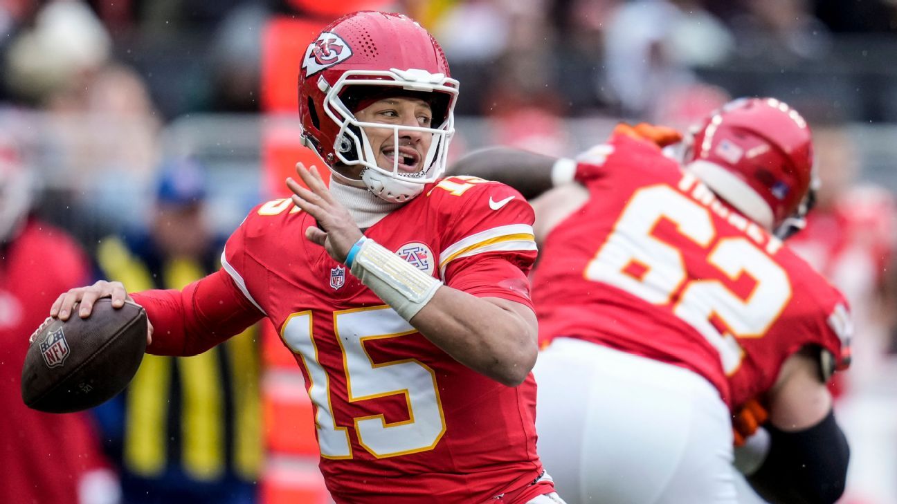 Chiefs' Patrick Mahomes to start vs. Texans, despite ankle injury