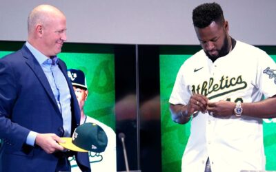 A's courting free agents amid move to minor league park