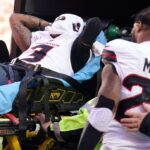 Texans' Tank Dell hospitalized with 'significant' knee injury