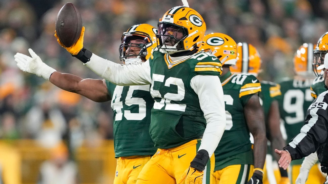 Packers clinch playoff berth with dominant win over Saints