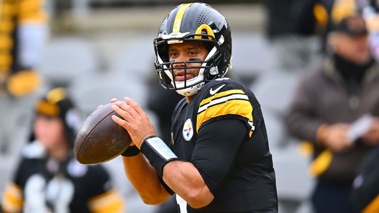 Steelers' Russell Wilson scores on 1-yard run