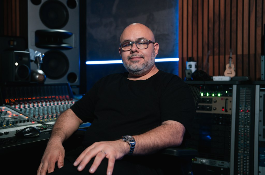 Meet Ernesto 'Neto' Fernandez, Producer Behind Peso Pluma & Xavi Hits