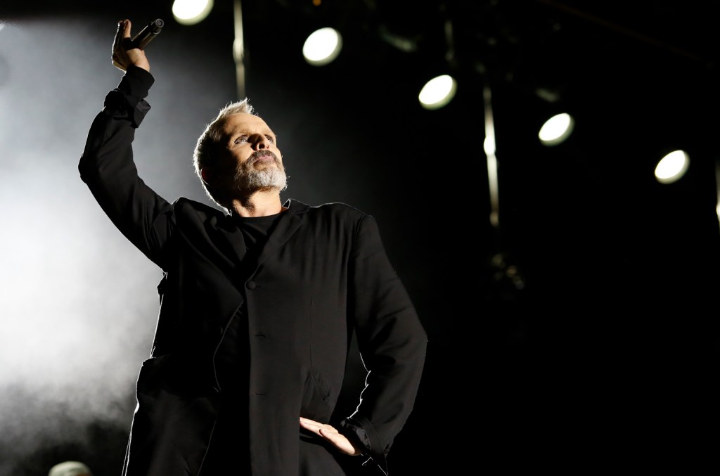 Miguel Bosé Announces 2025-26 Importante Tour U.S. Dates