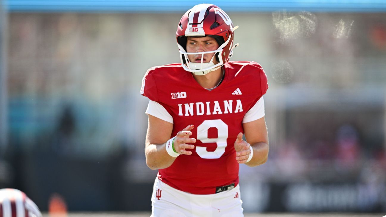 Indiana QB Kurtis Rourke played on torn ACL, set for surgery