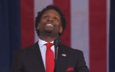 Lorenzo Sewell’s Prayer Goes Viral • Hollywood Unlocked