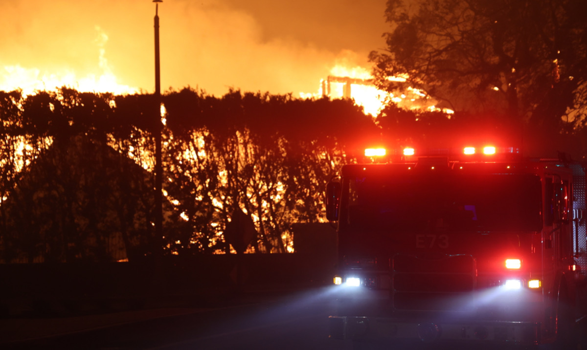 WATCH: Nurse Shares That her parents' Fire Insurance Was Canceled By Company Before Eaton Fire