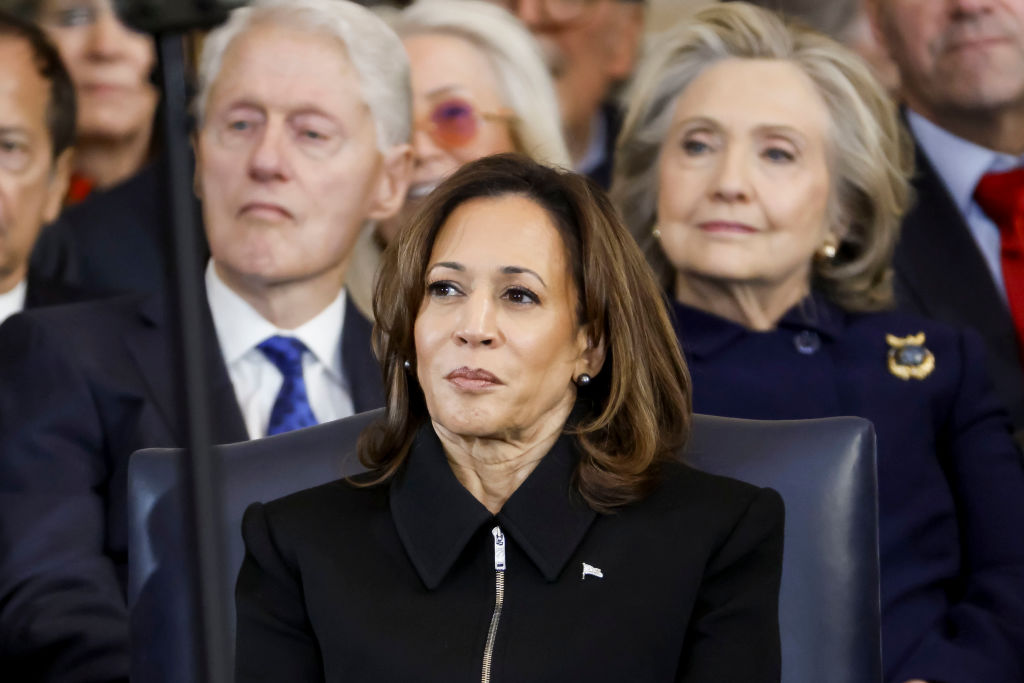 Kamala Harris Reportedly Sought Hillary Clinton’s Advice on Coping with Trump Defeat