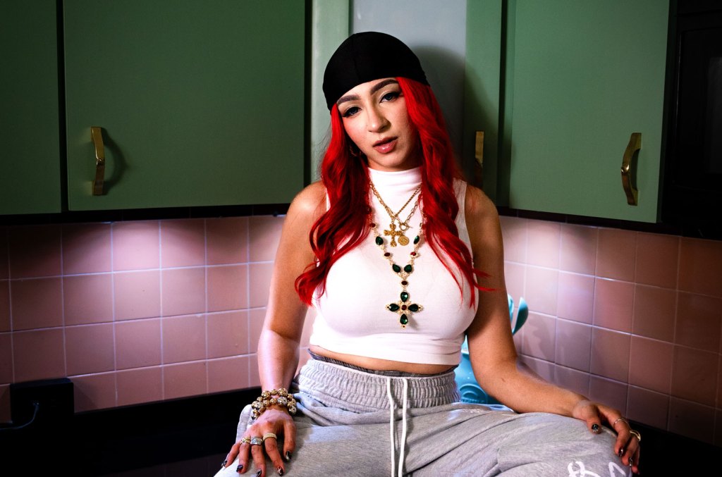 De La Rose & More Emerging Artists to Discover