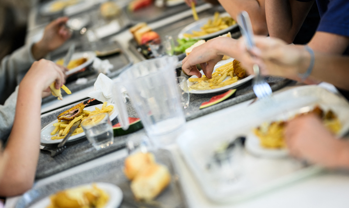 Wow: Alabama School Cafeteria Worker Fired After Collecting Donations to Pay for Students’ Lunches