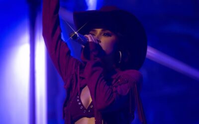 Becky G Remembers Selena Quintanilla, 30 Years Later