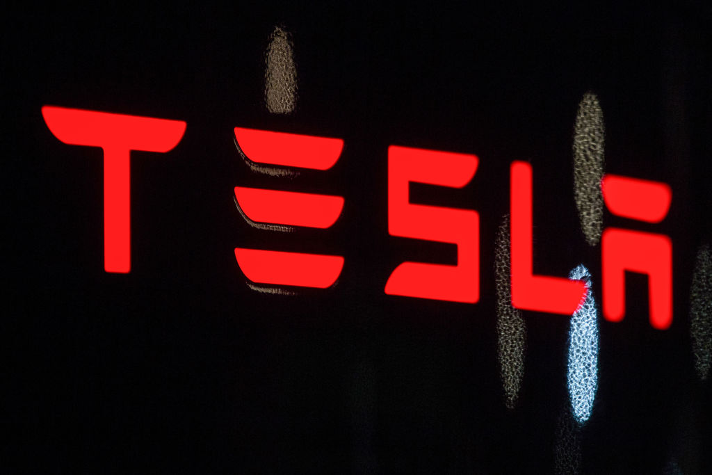 Tesla Board Members and Executives Sell Off $100 Million in Stock Within the Past Few Weeks