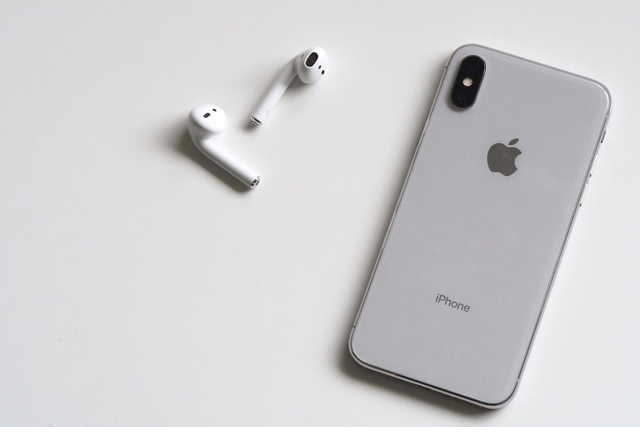Apple Users Urged to Update Devices to Latest Software After Flaw Is Found in AirPlay