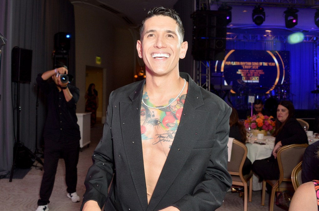 Lenny Tavarez & Alex Hernandez Win at 2025 SESAC Latina Music Awards