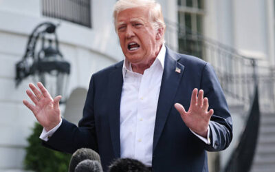 Donald Trump Criticizes His Supporters • Hollywood Unlocked