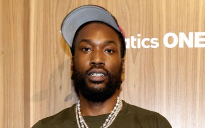 Meek Mill Teases Dropping A 'Heavy Load'