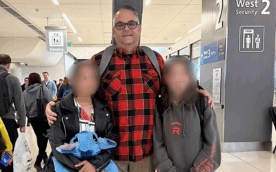 United Airlines Accused of Racial Profiling After Foster Father of Colombian Girls Accused of Trafficking