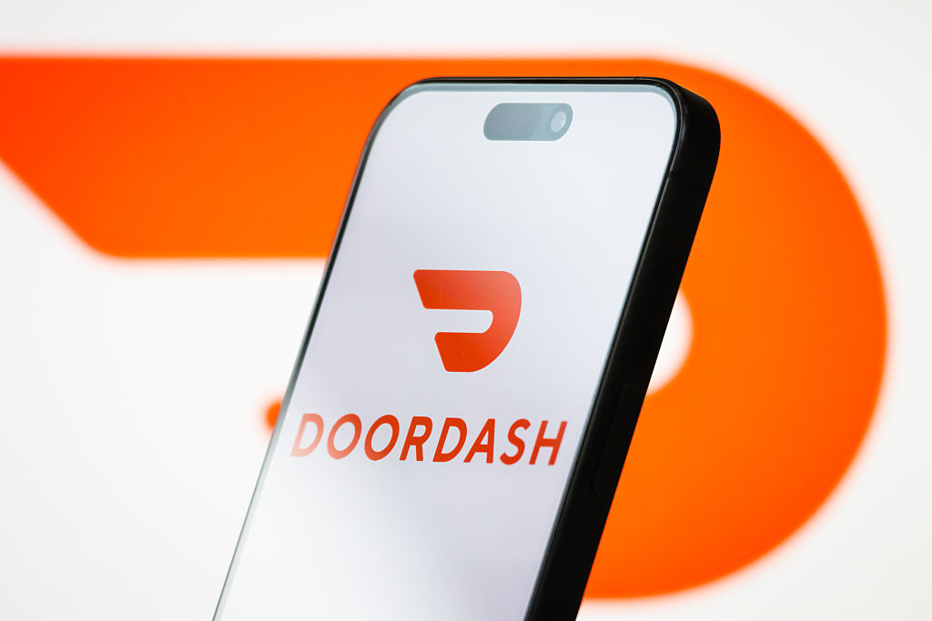 Milwaukee DoorDash Driver Tracked Down and Attacked After Failed DeliveryMeta Description: • Hollywood Unlocked