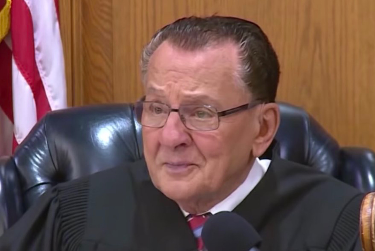 Viral Judge Frank Caprio Passes Away At 88 • Hollywood Unlocked
