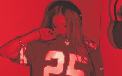 Luísa Sonza Drops Brazilian Version of Kansas City Chiefs 'Red Kingdom': Watch