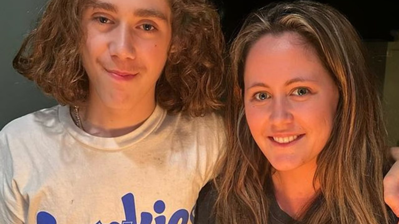 Teen Mom Star Jenelle Evans Responds After Son Jace Leaks Private Texts Accusing Her of Mistreatment • Hollywood Unlocked
