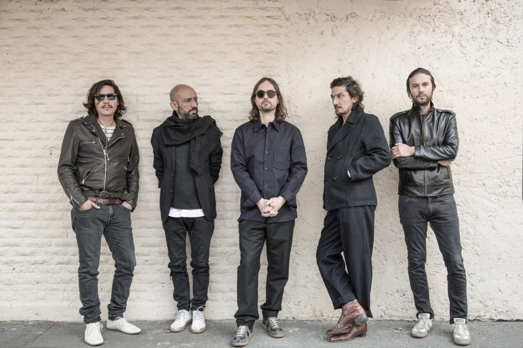 Zoé Returns With Live Shows & New Music