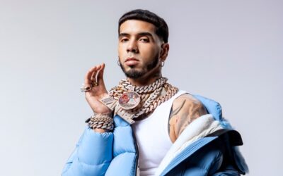 Anuel AA Rocks Billboard En Vivo 2025 with High-Octane Performance