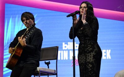 Laura Pausini Covers Bad Bunny at Latin Music Week 2025