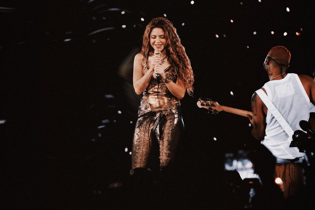 Shakira Returns to Cali, Colombia, to Perform 2 Decades Later: Show Recap