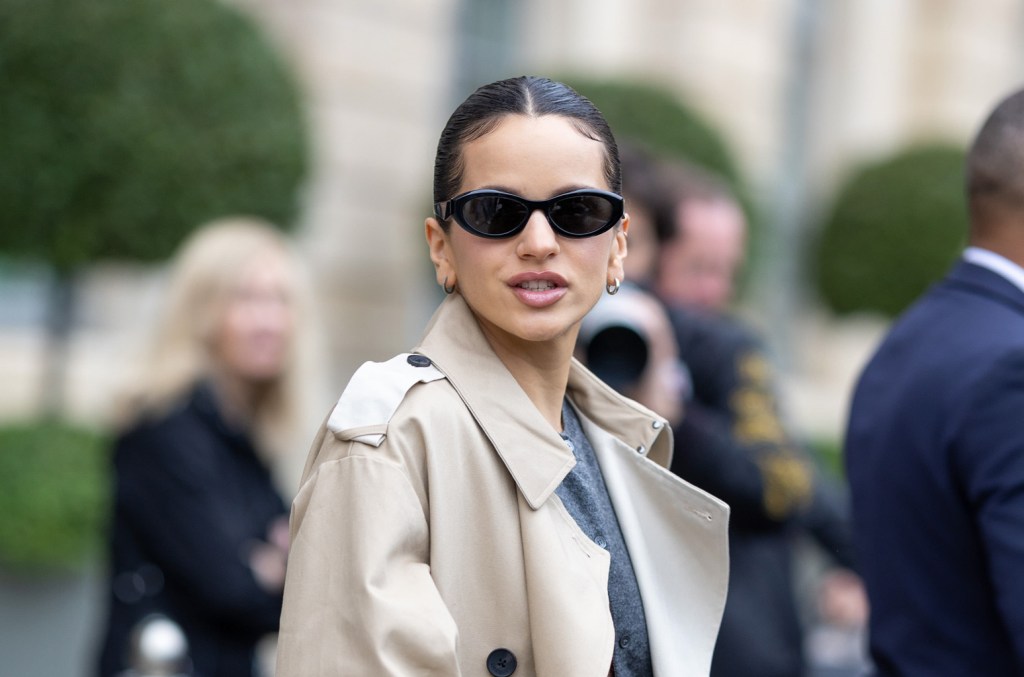 Rosalía Delivers Fairytale 'La Perla' Performance on 'Tonight Show'